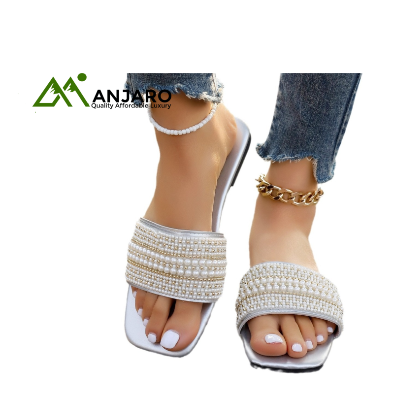 Women’s Pearl Flat Slippers for Summer – Lightweight, Breathable Low-Heel Comfort for Outdoor & Beach