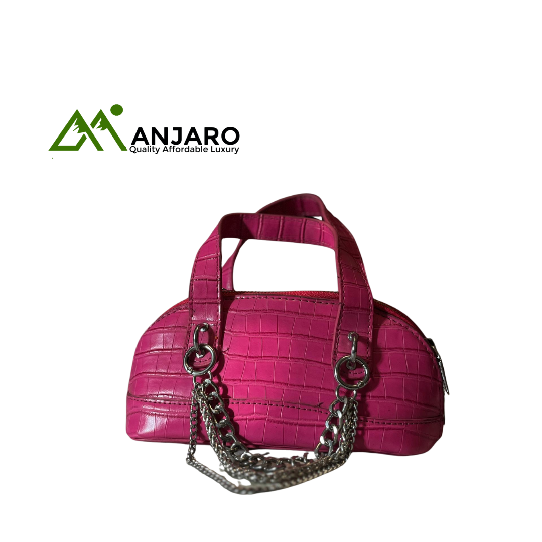 Croc-Embossed Mini Shoulder Bag with Chain Detail – Bold & Stylish