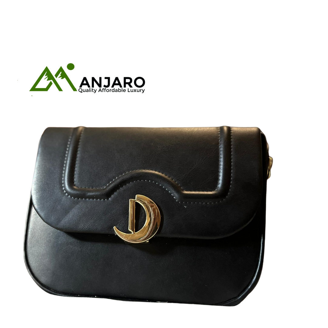Noir Eclipse Signature Flap Bag – Bold Elegance, Timeless Appeal