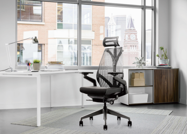 Executive Ergonomic Office Chair – PU Headrest, 4D Armrests & Nylon Base (MG-EC-026-A1-BK)